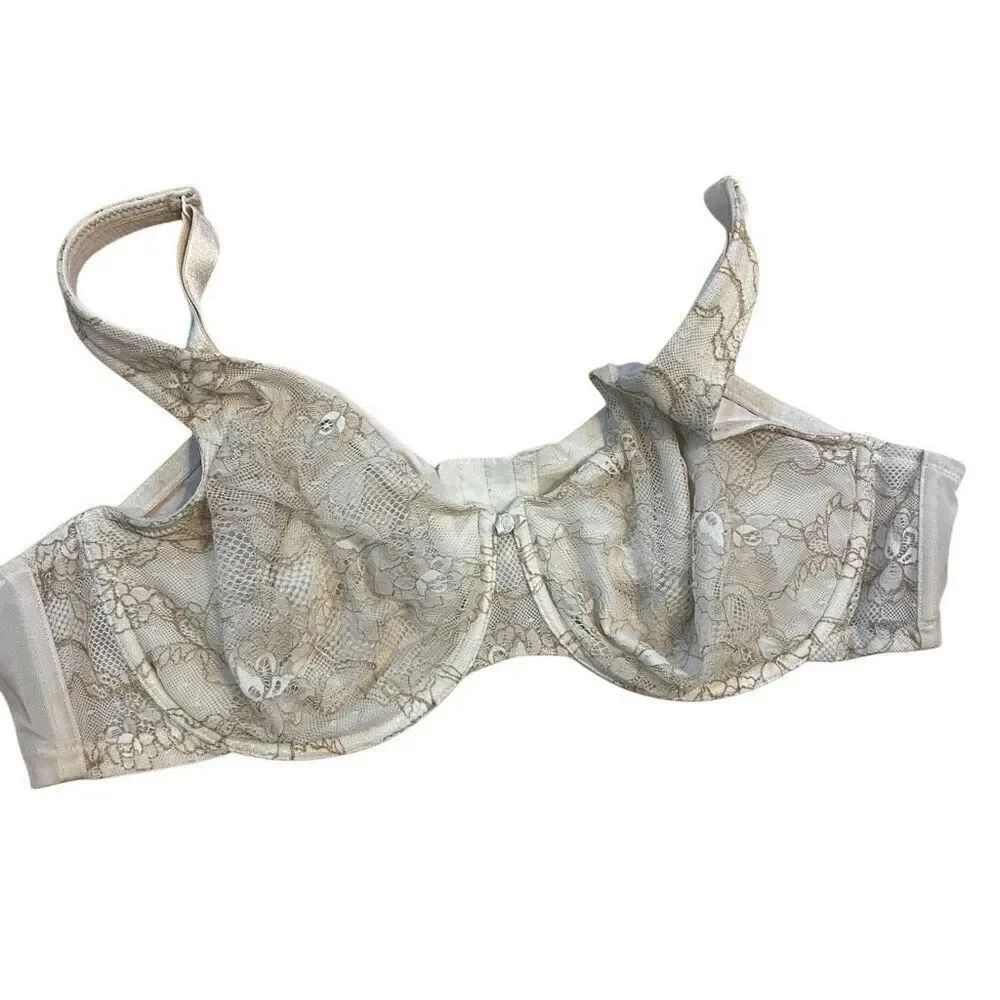 Cacique size 46C lace 4 hook bra cream and tan